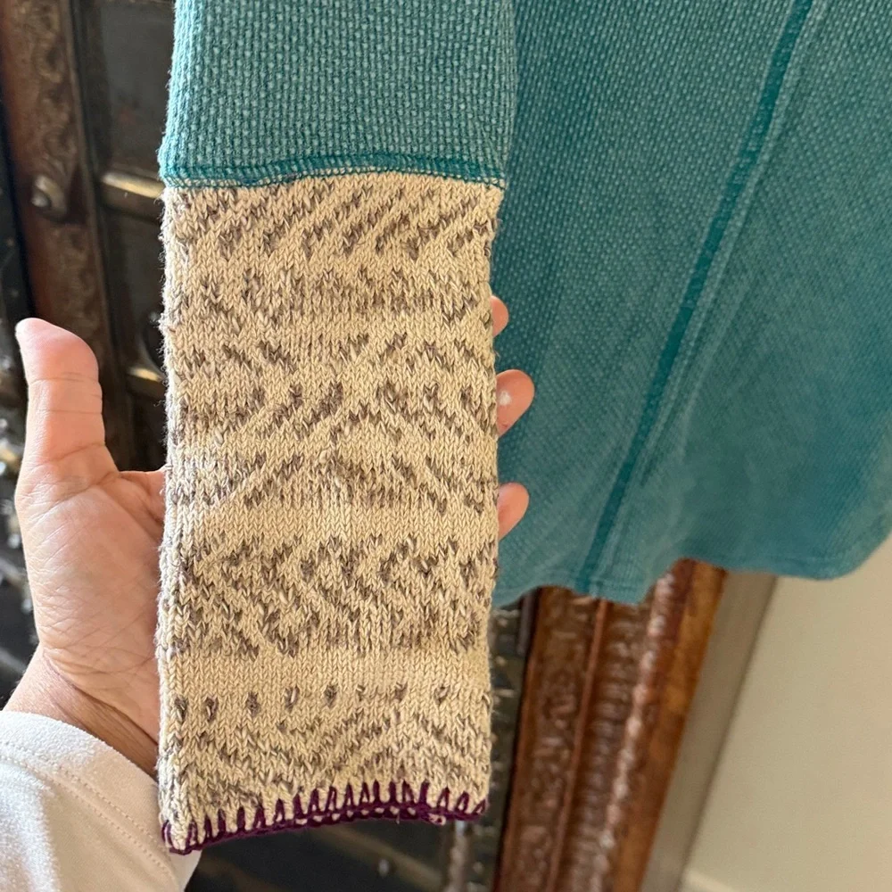 Free people thermal cuff NWT